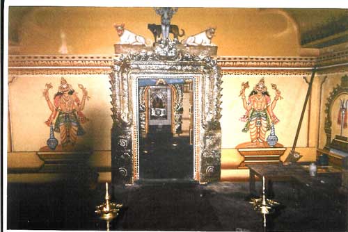 SHRI GNANAVAIRAVAR THUNAI